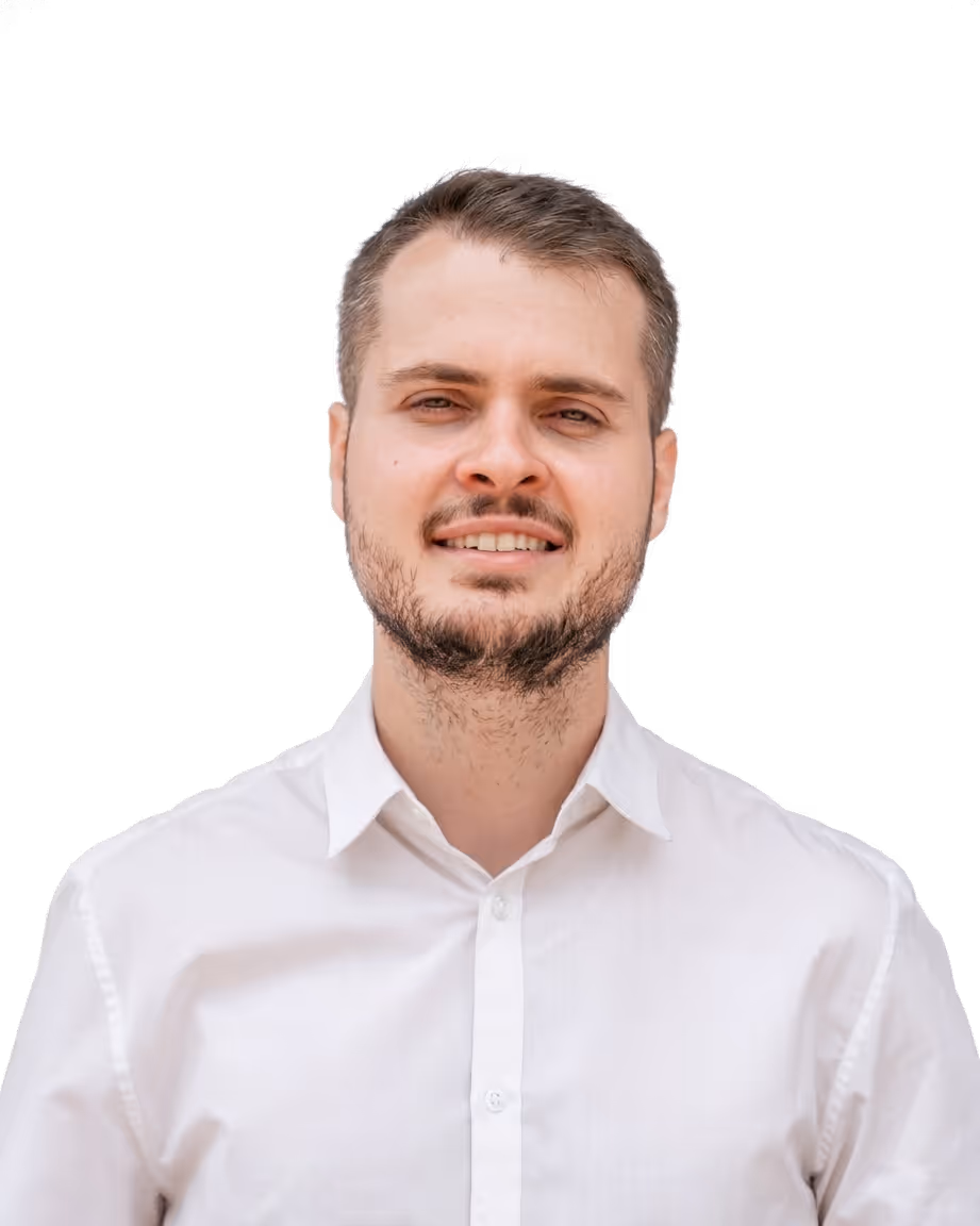 Saverio Spinelli, Founder of SavClicks